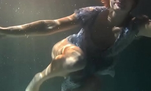 Hot underwater girl you havent seen yet is all for you